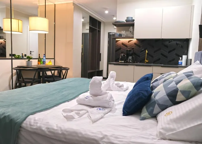 Blue Horizon Apartments
