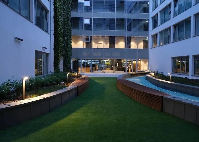 Blue Horizon Apartments